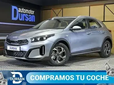 Nuevo Kia XCeed 100 CV (73 kW) 2025 Gris / plata SUV