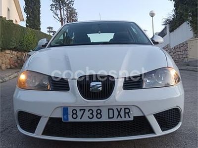Usado Seat Ibiza Reference 70 CV (51 kW) 2006 Blanco Utilitario