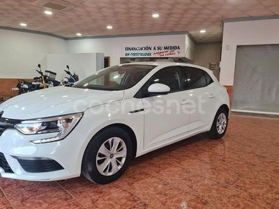 Blanco Usado 2017 Renault Mégane IV Intens Berlina | 10.500 € (Precio justo)