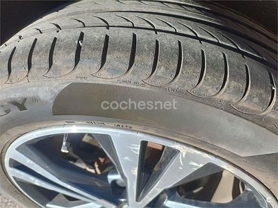 Usado Nissan Qashqai N-Connecta 115 CV (84 kW) 2017 Granate SUV