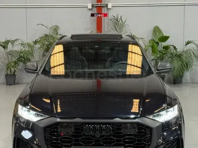 Usado Audi Q8 Advanced Plus 600 CV (441 kW) 2020 Negro SUV