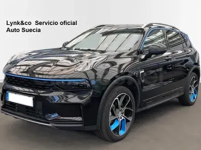 Usado Lynk & Co 01 261 CV (191 kW) 2022 Negro SUV
