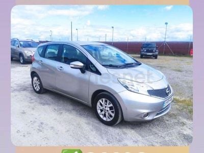 Usado Nissan Note Acenta 90 CV (66 kW) 2015 Gris / plata Utilitario