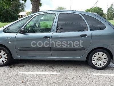 Gris / plata Usado 2009 Citroën Xsara Picasso Monovolumen | 4000 € (Precio justo)