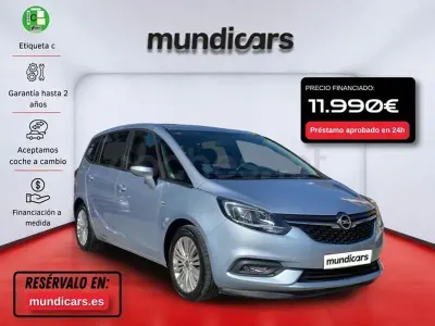 Usado Opel Zafira Selective 134 CV (98 kW) 2017 Gris / plata Monovolumen