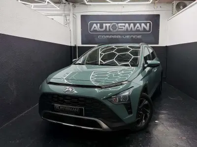 Usado Hyundai Bayon 99 CV (72 kW) 2021 Verde SUV