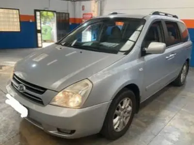 Usado Kia Carnival