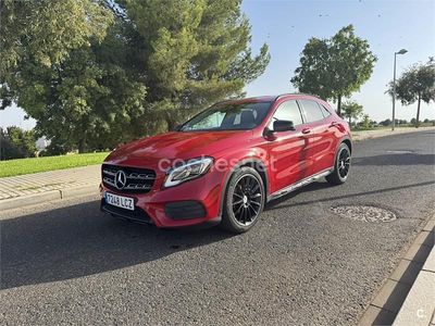Rojo Usado 2019 Mercedes GLA200 SUV | 29.900 € (Un poco caro)