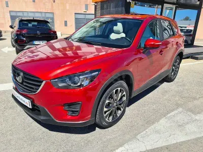 Usado Mazda CX-5 Luxury 175 CV (128 kW) 2015 Granate SUV
