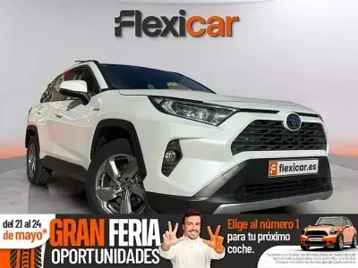 Używany Toyota RAV4 Hybrid Advance 218 KM (160 kW) 2020 Biały SUV