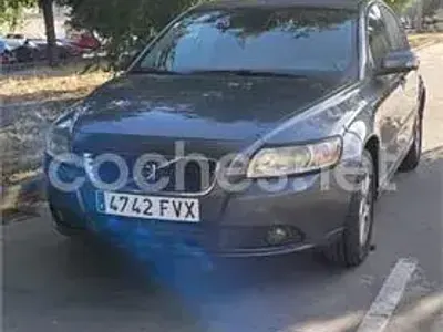 Usado Volvo S40 Momentum 109 CV (80 kW) 2007 Gris / plata Berlina