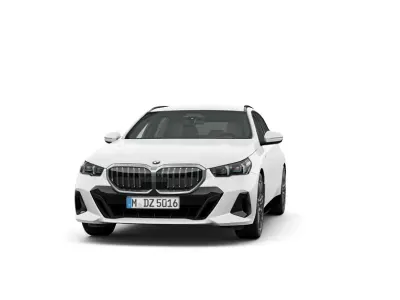 Używany BMW 520 Comfort Edition 197 KM (144 kW) 2025 Biały Kombi