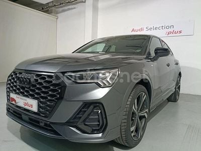 Gris / plata Usado 2025 Audi Q3 Sportback Ambiente SUV | 43.600 € (Precio justo)