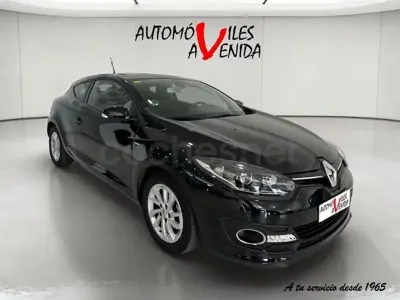 Usado Renault Mégane Coupé LIMITED 115 CV (84 kW) 2016 Negro Coupe