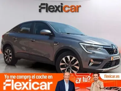 Usado Renault Arkana Evolution 140 CV (102 kW) 2023 Gris SUV