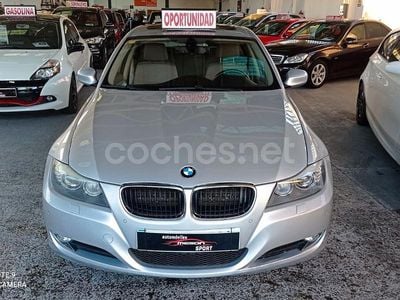 Gris / plata Usado 2009 BMW 320 Sport Line Berlina | 9990 € (Un poco caro)