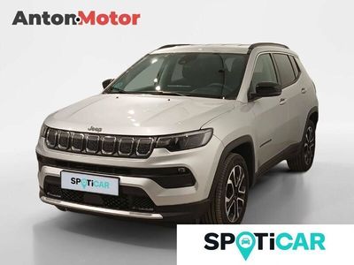 Usado Jeep Compass Limited 130 CV (95 kW) 2022 Gris / plata SUV