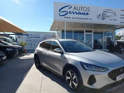 Usado Ford Focus Active X 155 CV (114 kW) 2024 Gris Berlina