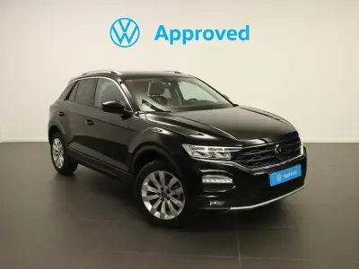 Usado VW T-Roc Life 150 CV (110 kW) 2022 Negro SUV