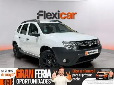 Usado Dacia Duster Ambiance 109 CV (80 kW) 2016 Blanco SUV