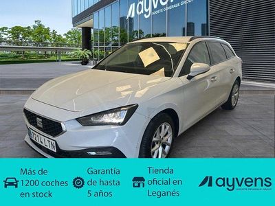 Usado Seat Leon Style 116 CV (85 kW) 2021 Blanco Familiar