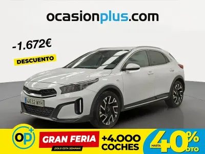 Usado Kia XCeed 100 CV (73 kW) 2025 Blanco SUV