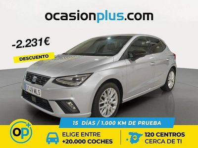 Gris / plata Usado 2023 Seat Ibiza FR Berlina | 16.300 € (Precio justo)