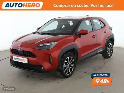 Usado Toyota Yaris Cross Active 116 CV (85 kW) 2022 Rojo SUV