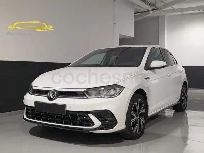 Usado VW Polo R-line 110 CV (80 kW) 2022 Blanco Utilitario