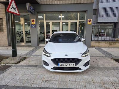 Blanco Usado 2019 Ford Focus ST-Line Utilitario | 14.950 € (Un poco caro)