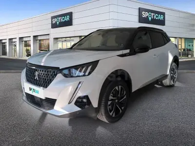 Usado Peugeot 2008 GT 130 CV (95 kW) 2021 Blanco SUV