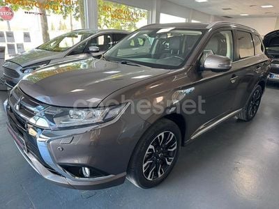 Mitsubishi Outlander P-HEV