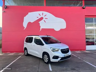 Usado Opel Combo-e Life Elegance 100 kW (136 CV) 2023 Blanco Monovolumen