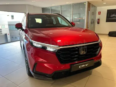 Usado Honda CR-V Elegance 184 CV (135 kW) 2025 Granate SUV