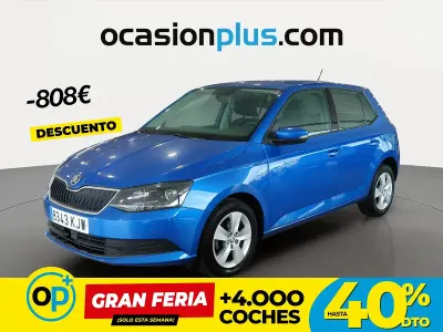 Usado Skoda Fabia 95 CV (69 kW) 2018 Azul