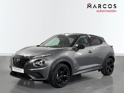 Usado Nissan Juke Tekna 145 CV (106 kW) 2022 Gris con techo negro negro SUV