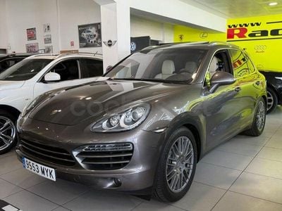 Käytetty Porsche Cayenne 240 HP (176 kW) 2010 Ruskea Katumaasturi
