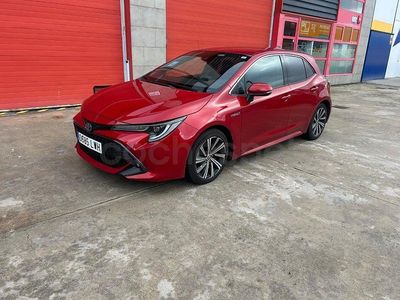 Usado Toyota Corolla Active 122 CV (89 kW) 2022 Granate Berlina