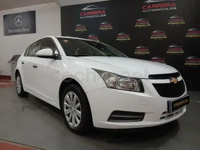 Usado Chevrolet Cruze LS 124 CV (91 kW) 2012 Blanco Berlina