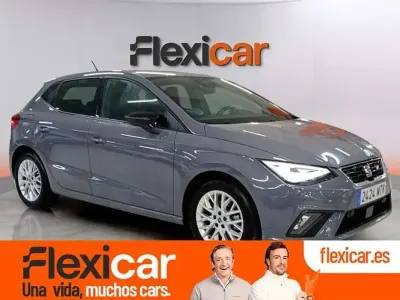 Usado Seat Ibiza FR 116 CV (85 kW) 2024 Gris Utilitario