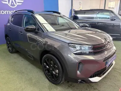 Usado Citroën C5 Aircross Shine 225 CV (165 kW) 2023 Gris / plata SUV