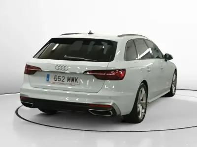 Begagnad Audi A4 S-Line 163 HK (119 kW) 2021 Vit Kombi