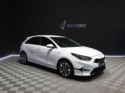 Blanco Usado 2024 Kia Ceed Utilitario | 18.690 € (Precio justo)