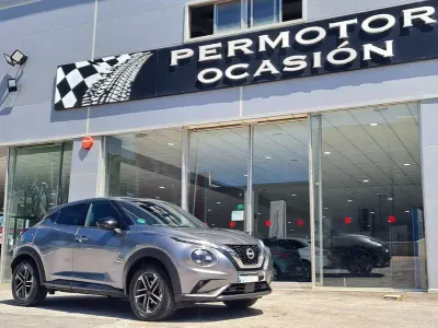 Usado Nissan Juke N-Connecta 114 CV (83 kW) 2025 Gris / plata SUV
