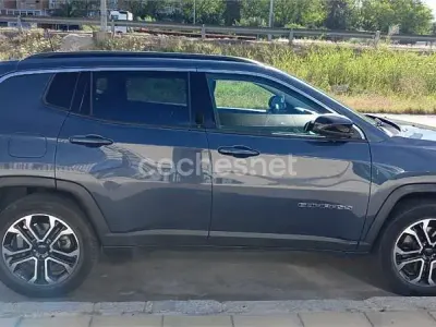 Usado Jeep Compass Limited 190 CV (139 kW) 2022 Azul SUV