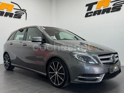 Mercedes B220