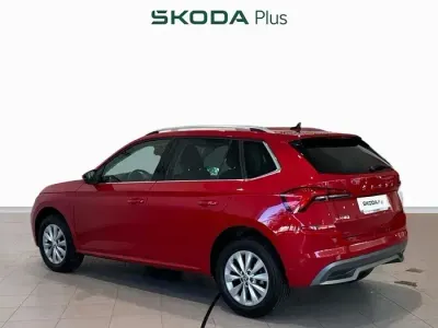 Usado Skoda Kamiq 110 CV (80 kW) 2022 Rojo SUV