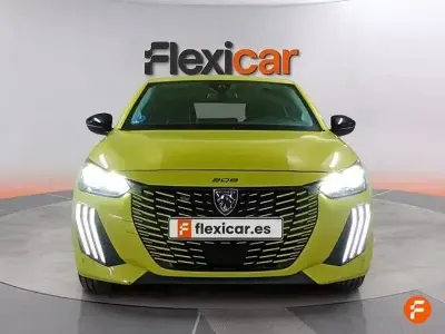 Usado Peugeot 208 Allure 110 CV (80 kW) 2025 Verde Utilitario