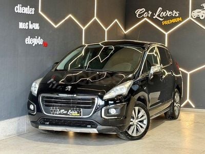 Usado Peugeot 3008 Allure 120 CV (88 kW) 2015 Negro Familiar