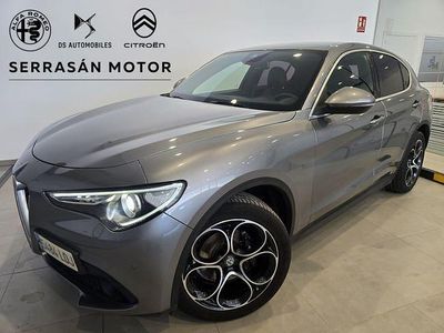 Usado Alfa Romeo Stelvio Executive 210 CV (154 kW) 2019 Gris SUV